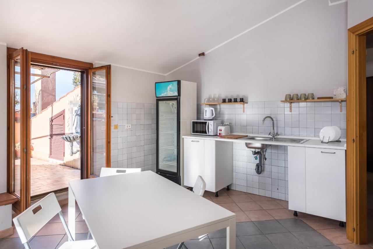 Travelershome Ciampino&Morena Guesthouse Řím Exteriér fotografie