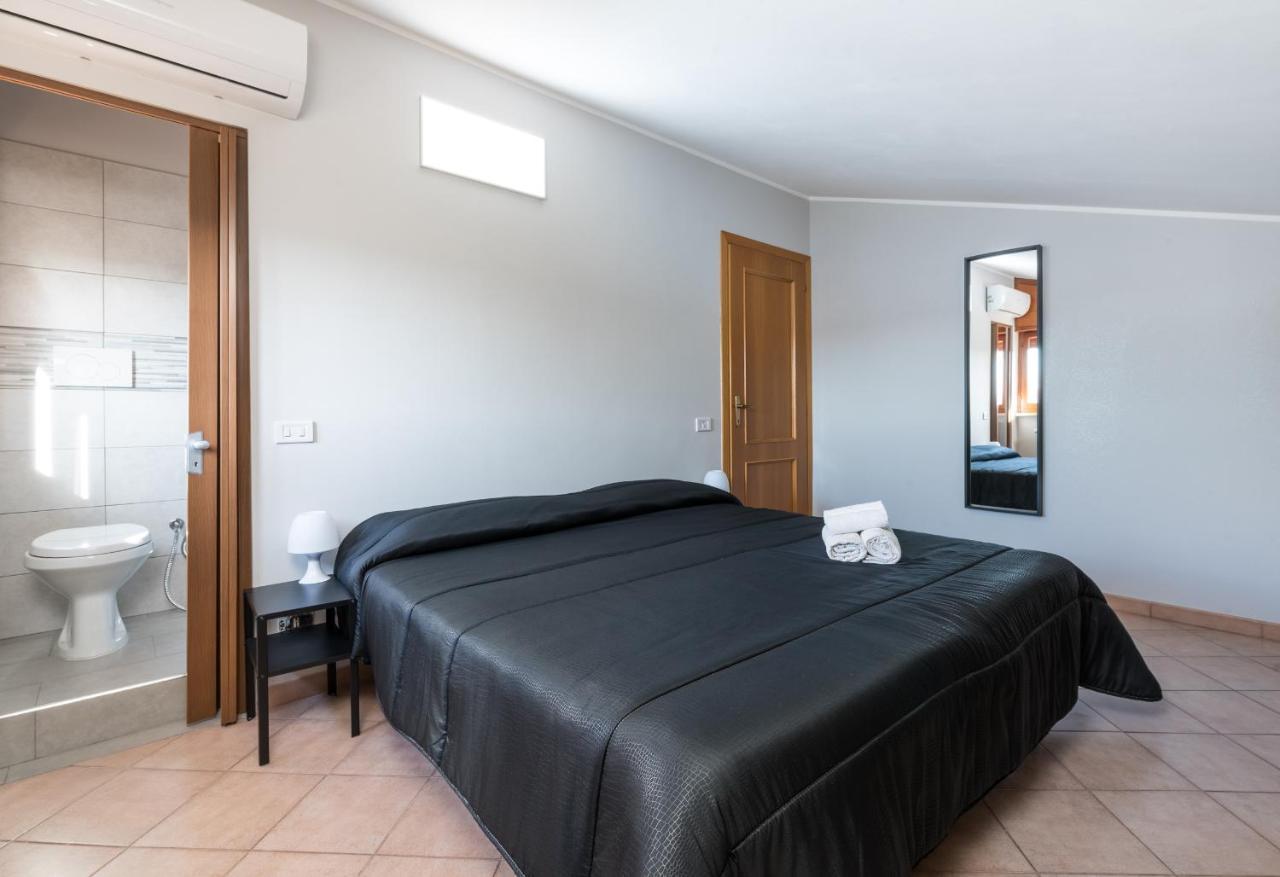 Travelershome Ciampino&Morena Guesthouse Řím Exteriér fotografie